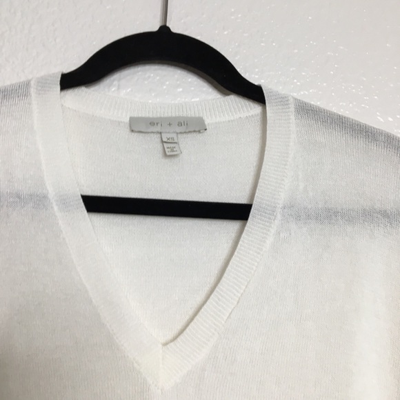 Eri & Ali Anthropologie Dolman Sleeve Sweater - Picture 3 of 9